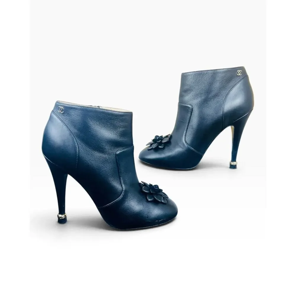 Chanel 15A Camellia Black Lambskin Leather CC Ankle Boots 35.5 Karl Lagerfeld